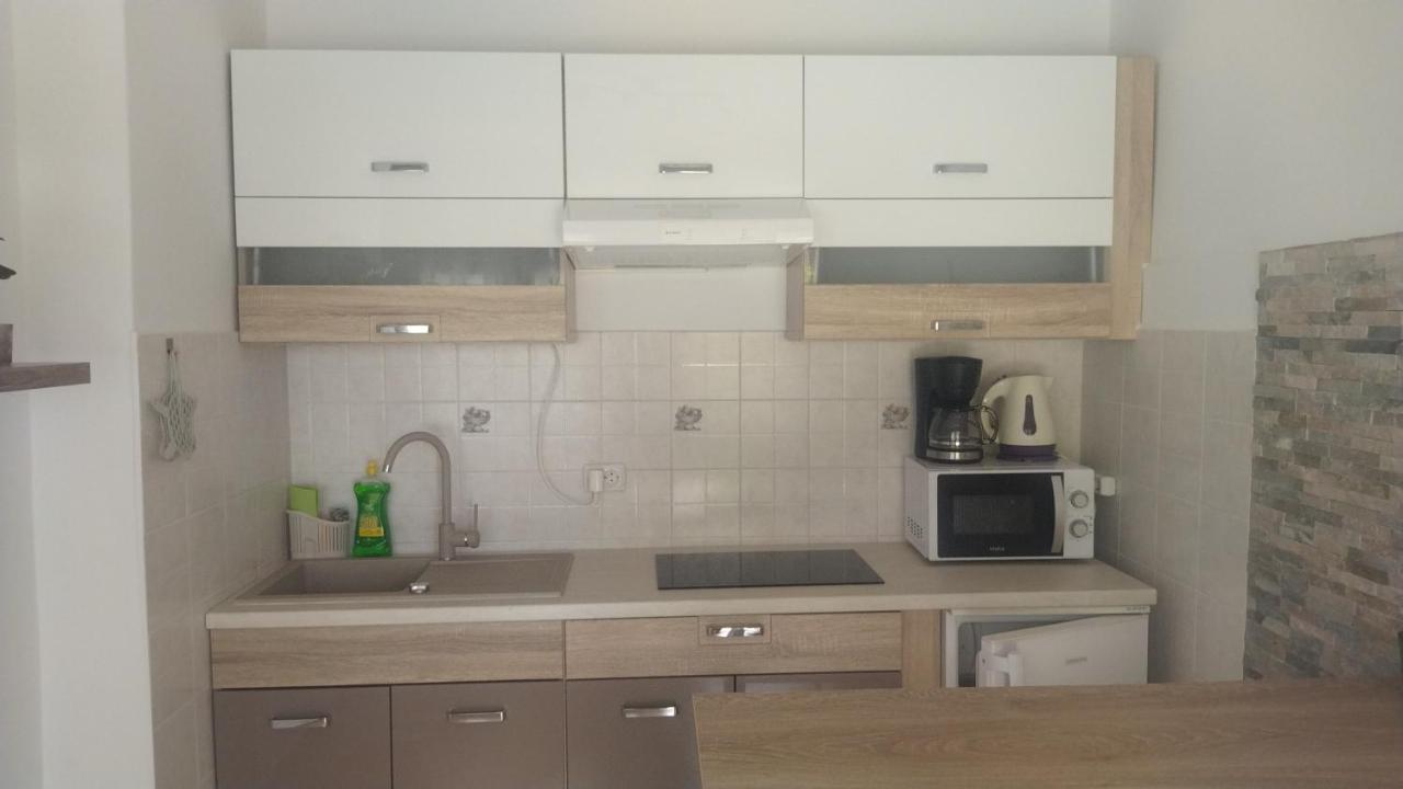 Apartment Tuja Jadrtovac Eksteriør billede