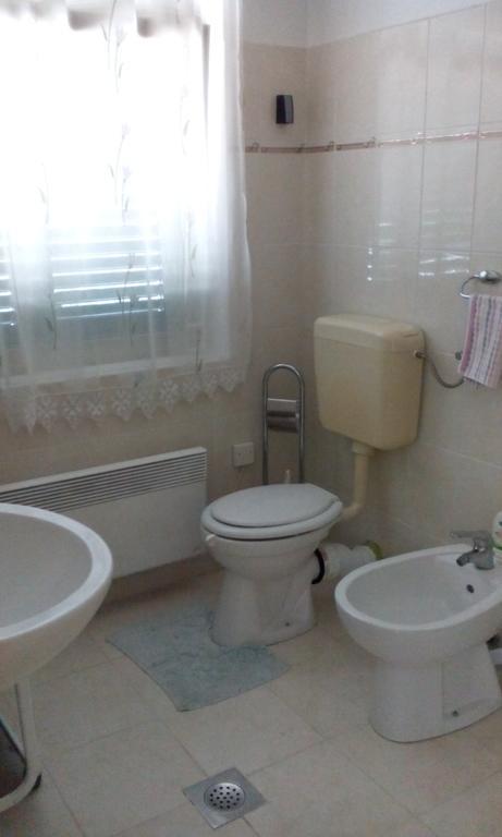 Apartment Tuja Jadrtovac Værelse billede